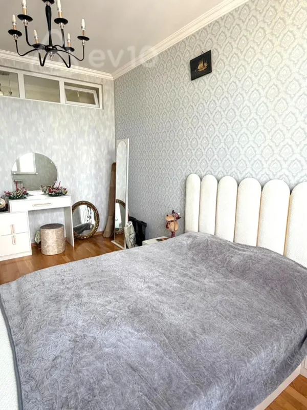 Kirayə verilir 2 otaqlı yeni tikili 50 m²