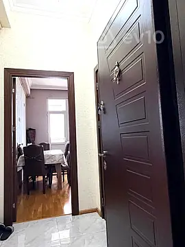 Kirayə verilir 2 otaqlı yeni tikili 50 m²