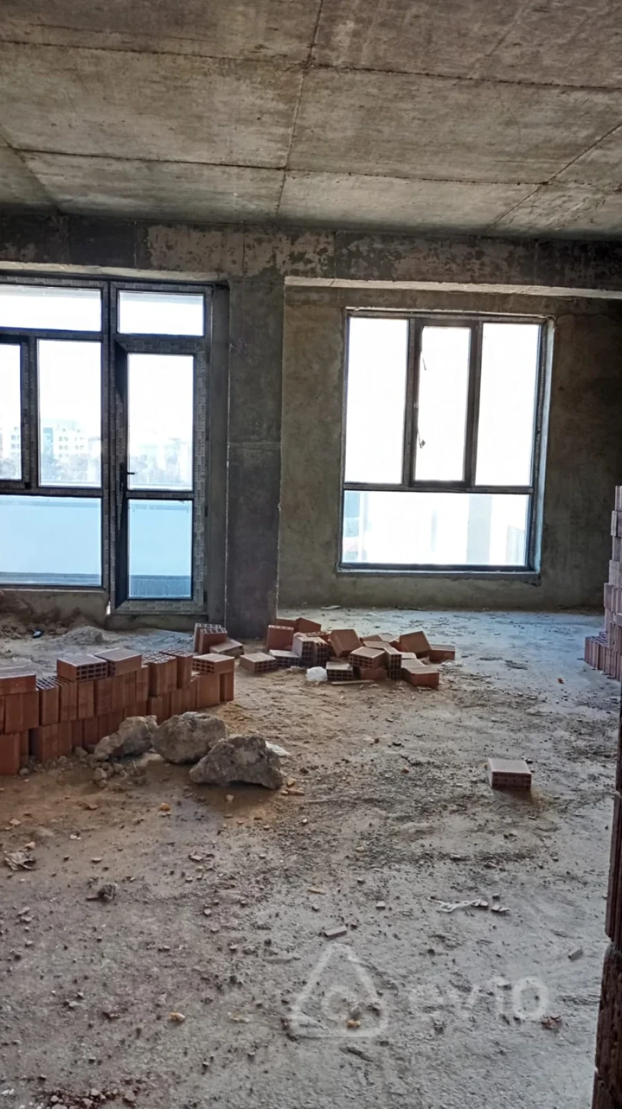 Satılır 2 otaqlı yeni tikili 71 m²