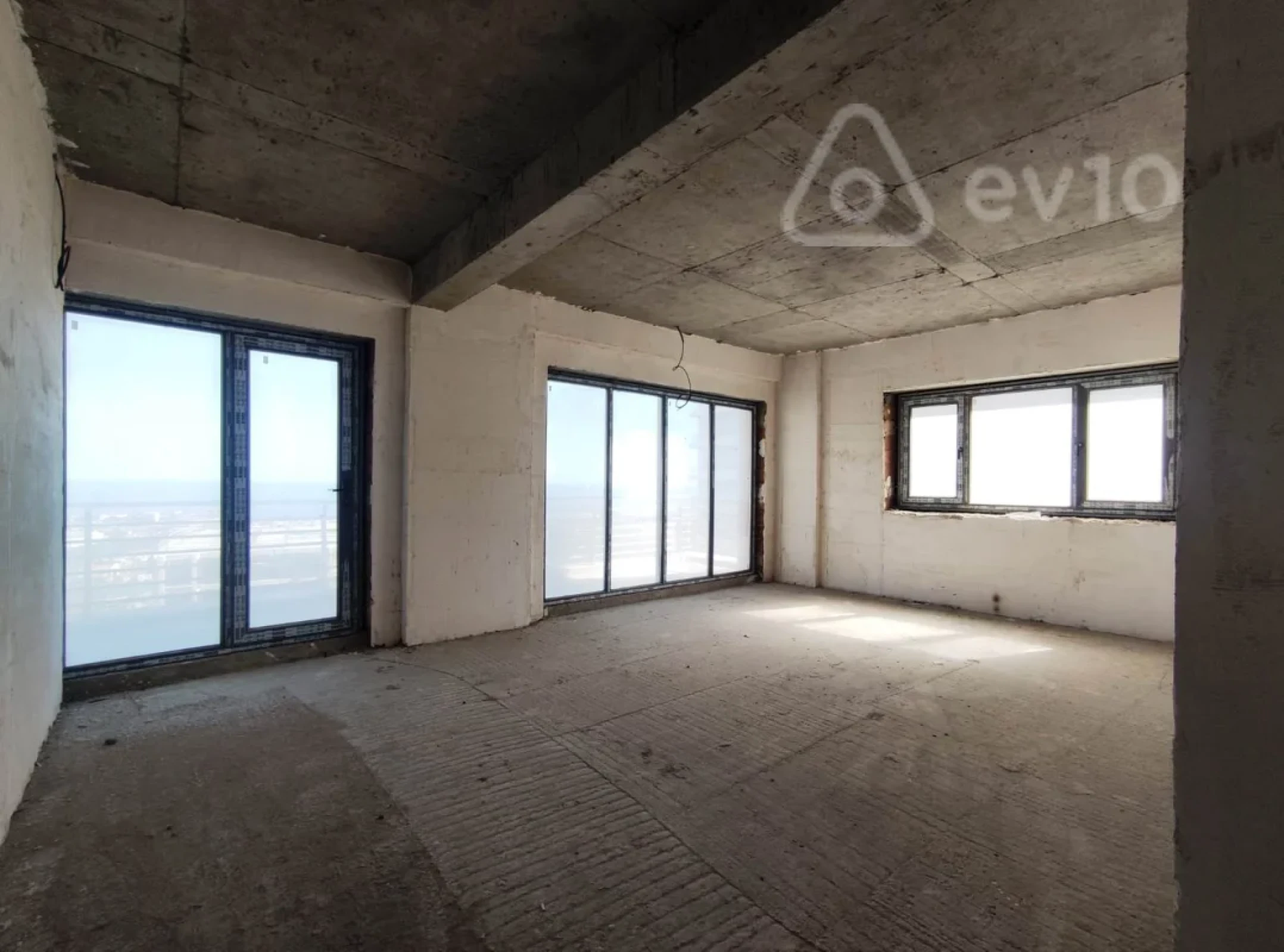 Satılır 3 otaqlı yeni tikili 163 m²
