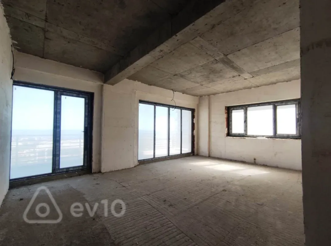 Satılır 3 otaqlı yeni tikili 163 m²