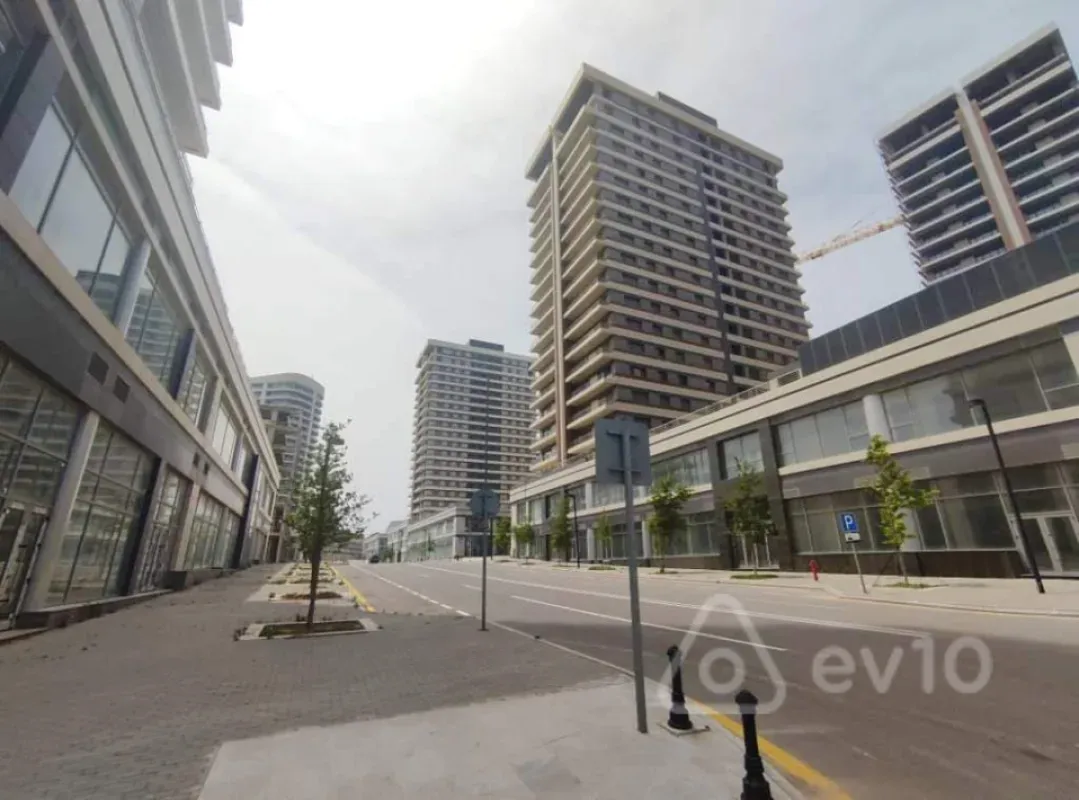 Satılır 3 otaqlı yeni tikili 163 m²