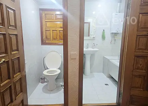 Satılır 3 otaqlı köhnə tikili 90 m²