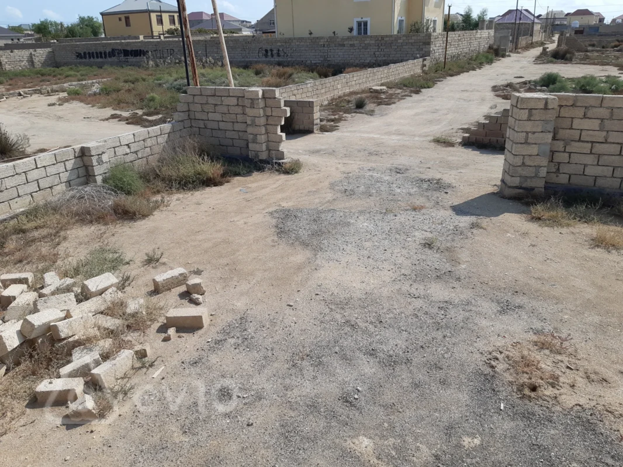 Satılır 6 otaqlı həyət evi 265 m²