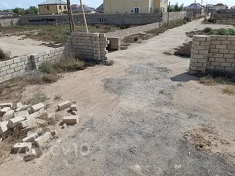 Satılır 6 otaqlı həyət evi 265 m²