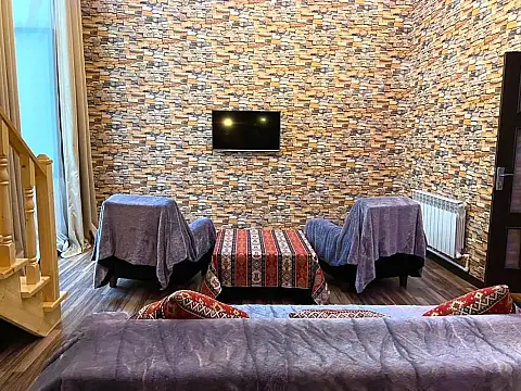 Satılır 4 otaqlı köhnə tikili 80 m²