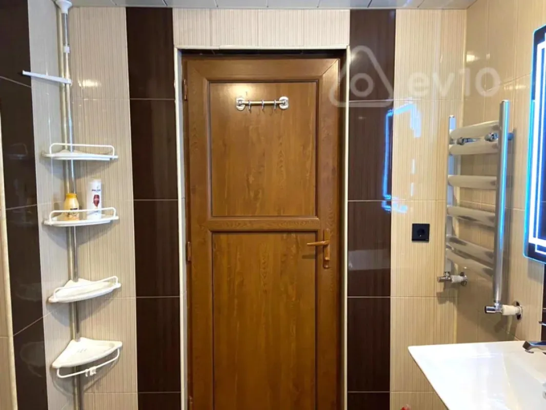 Satılır 4 otaqlı köhnə tikili 80 m²