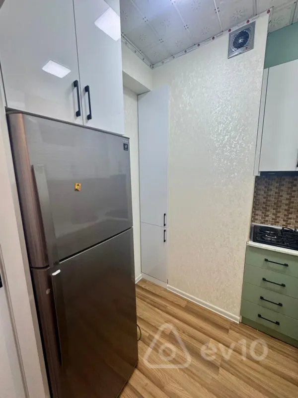 Satılır 2 otaqlı yeni tikili 50 m²