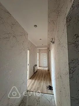Kirayə verilir 2 otaqlı yeni tikili 74 m²