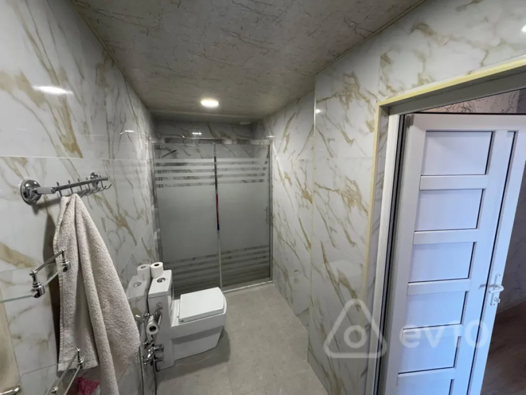 Kirayə verilir 2 otaqlı yeni tikili 74 m²