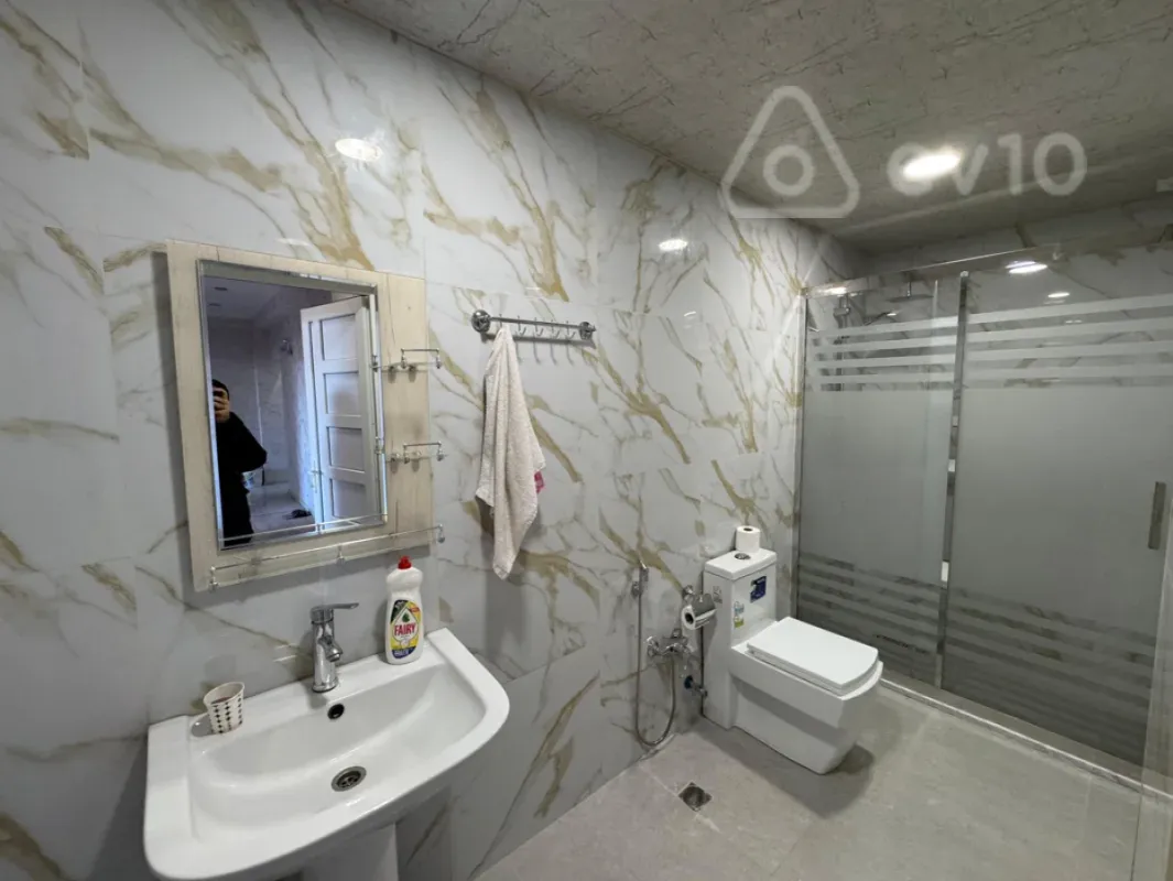 Kirayə verilir 2 otaqlı yeni tikili 74 m²