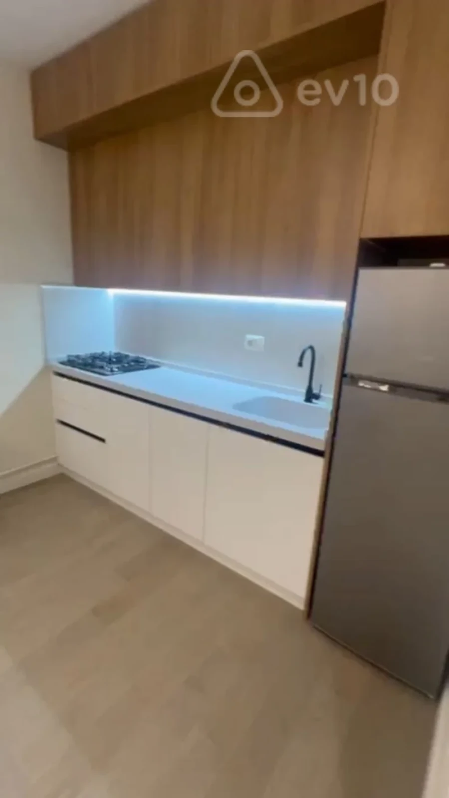Kirayə verilir 2 otaqlı yeni tikili 60 m²