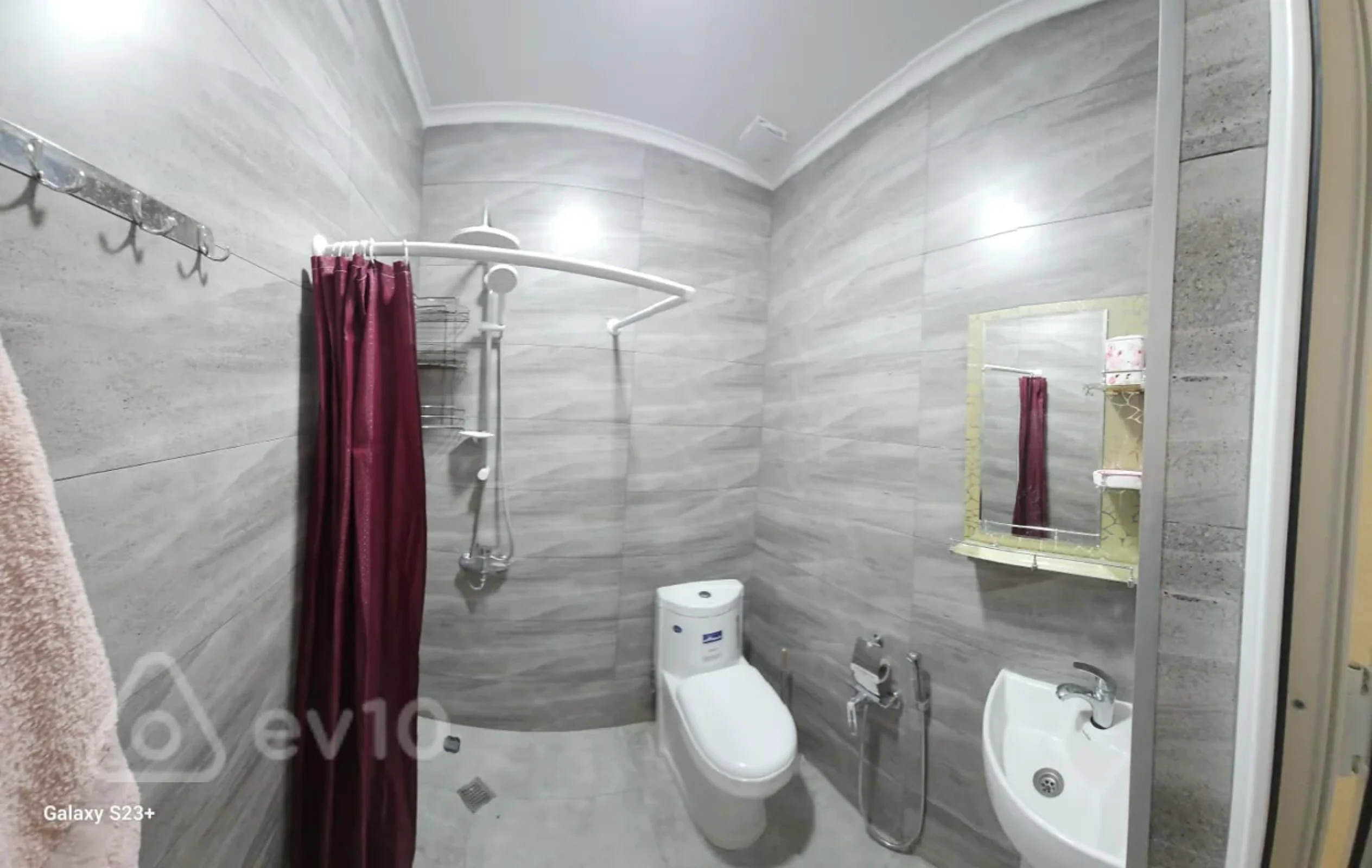 Kirayə verilir 2 otaqlı yeni tikili 50 m²