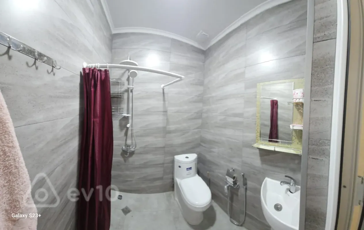 Kirayə verilir 2 otaqlı yeni tikili 50 m²