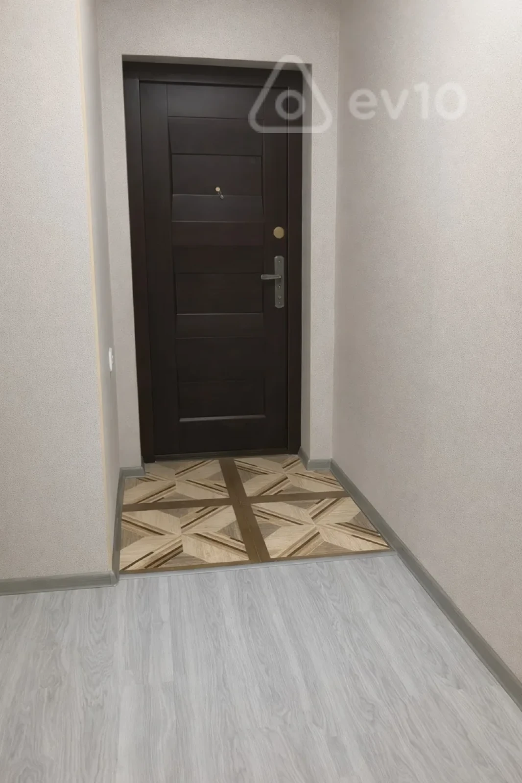 Satılır 2 otaqlı yeni tikili 80 m²