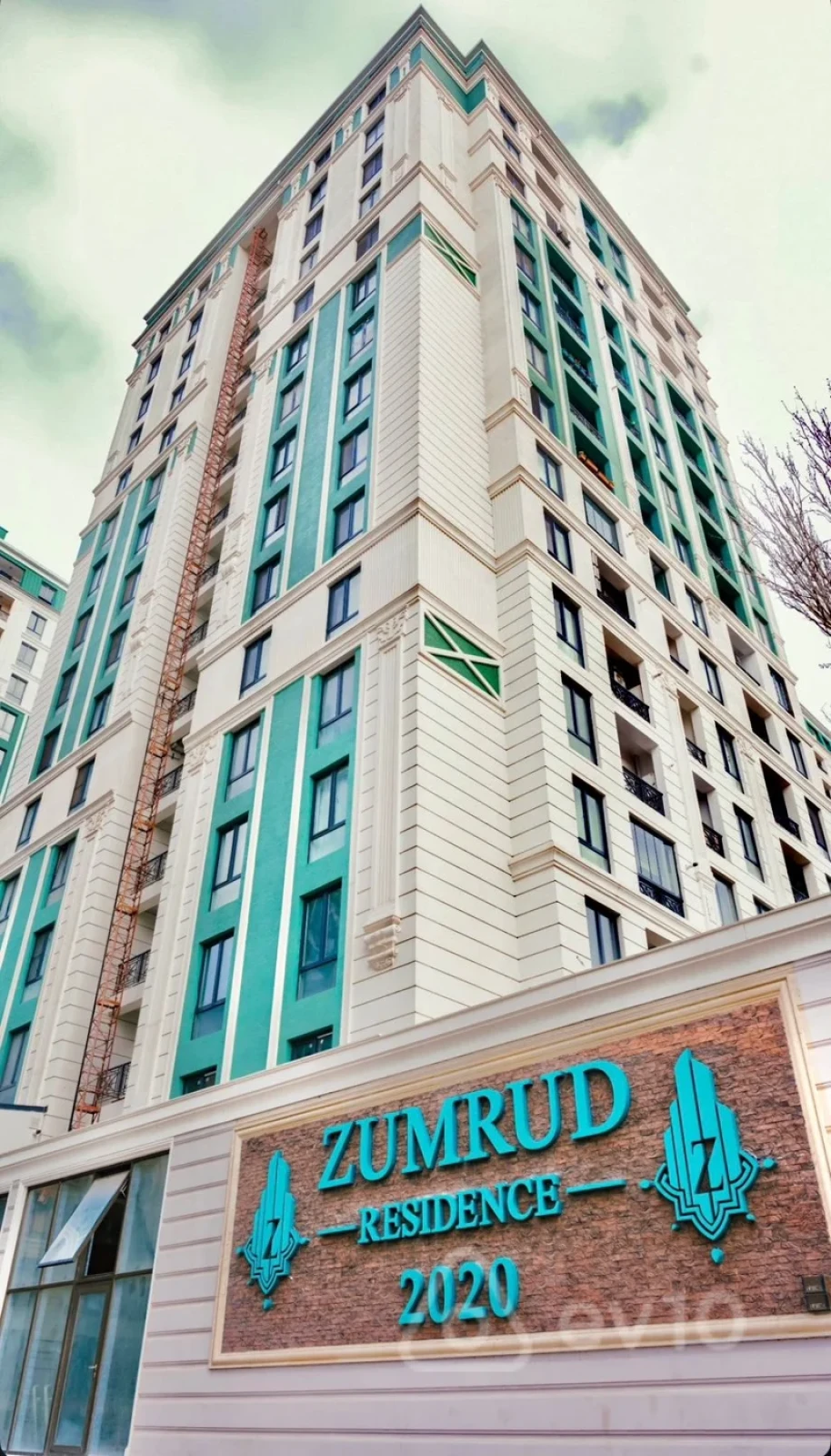 Satılır 2 otaqlı yeni tikili 60 m²