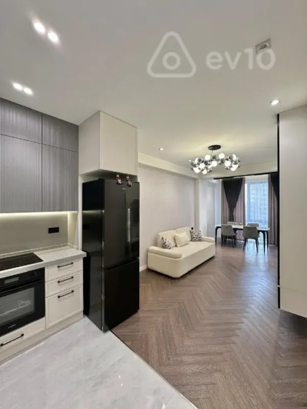Satılır 2 otaqlı yeni tikili 60 m²
