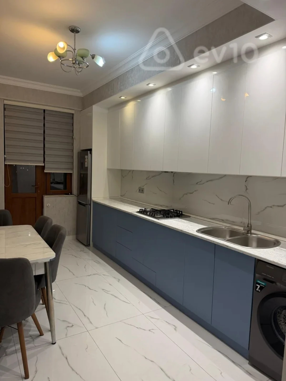 Kirayə verilir 3 otaqlı yeni tikili 112 m²