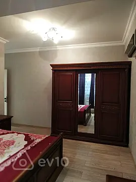 Kirayə verilir 3 otaqlı yeni tikili 112 m²