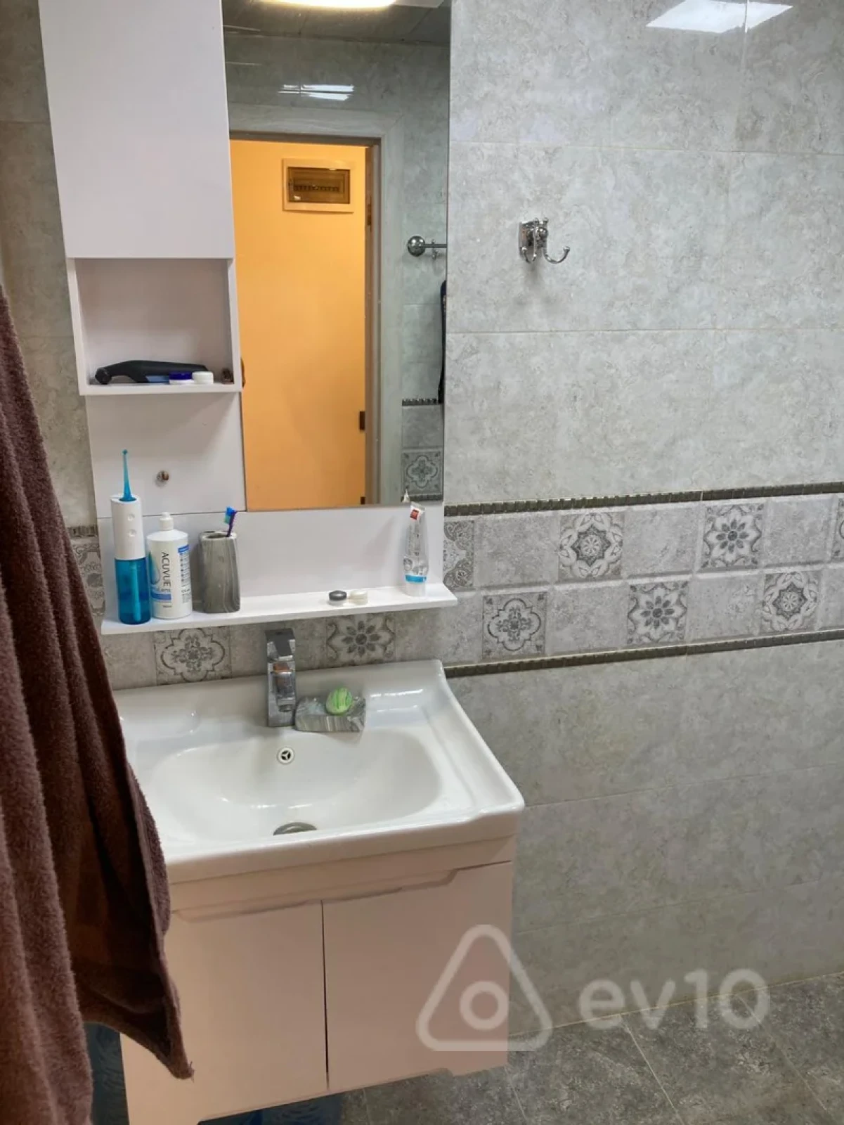 Kirayə verilir 2 otaqlı köhnə tikili 50 m²