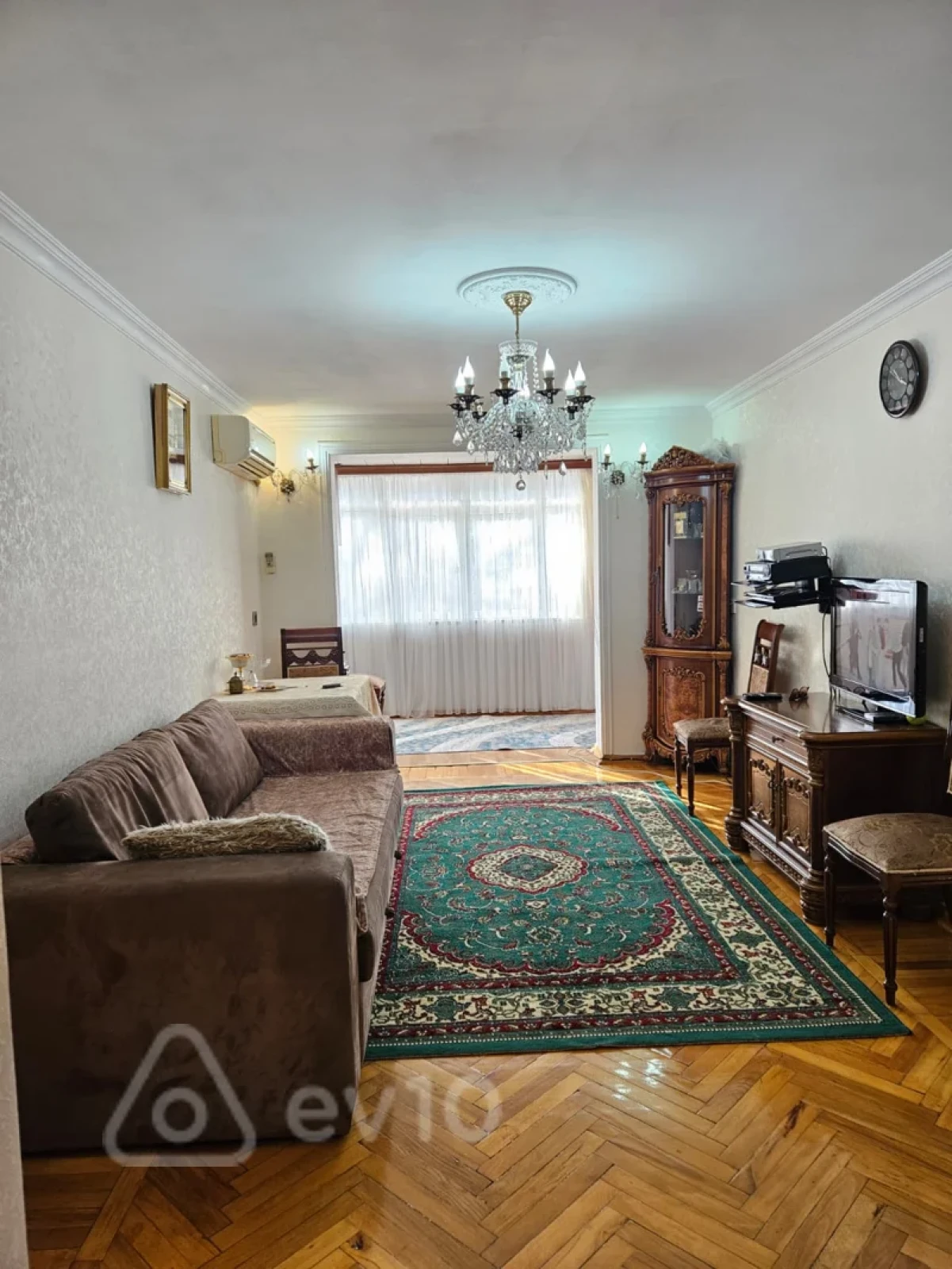 Kirayə verilir 2 otaqlı köhnə tikili 60 m²