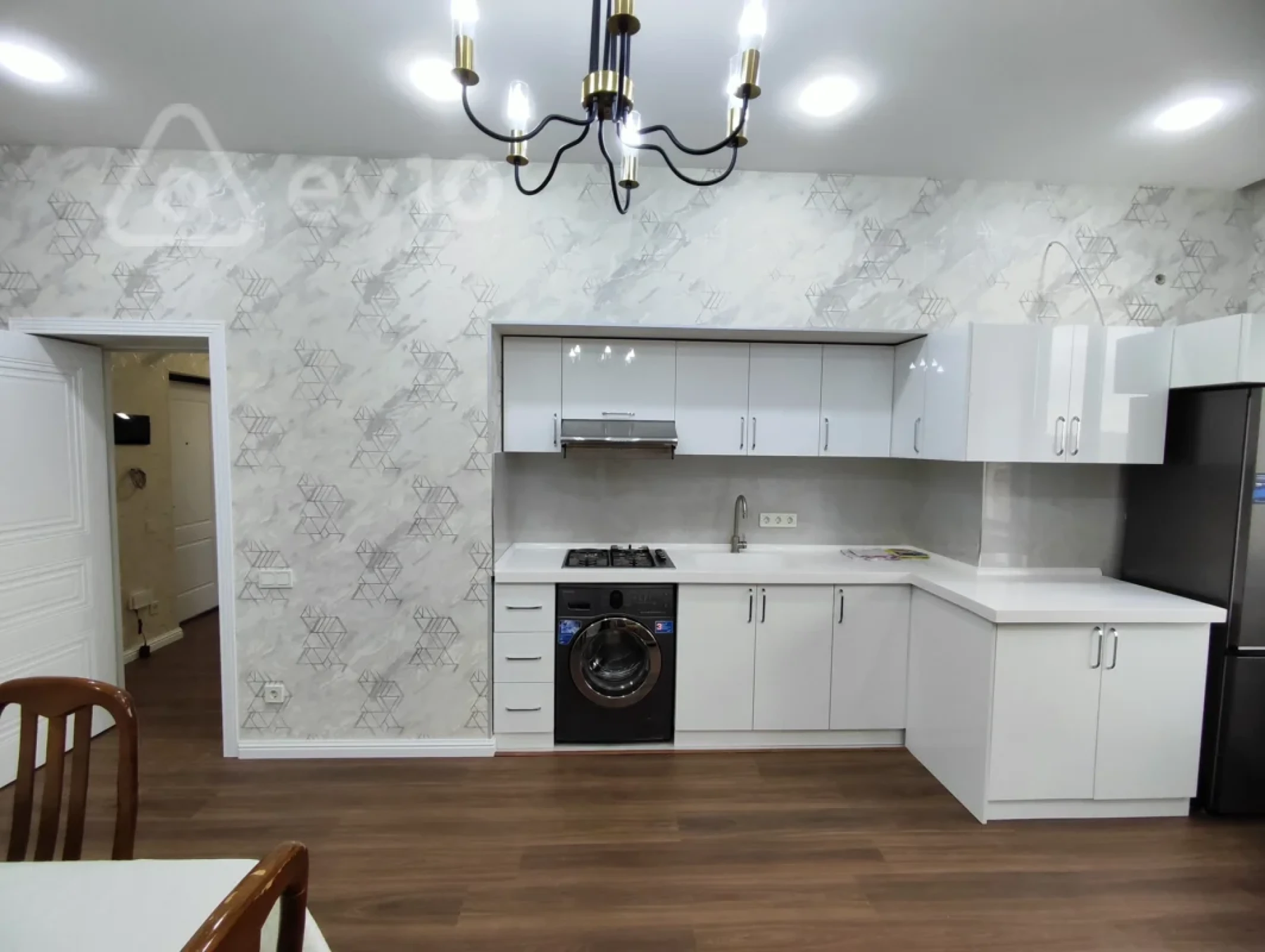 Kirayə verilir 3 otaqlı yeni tikili 88 m²