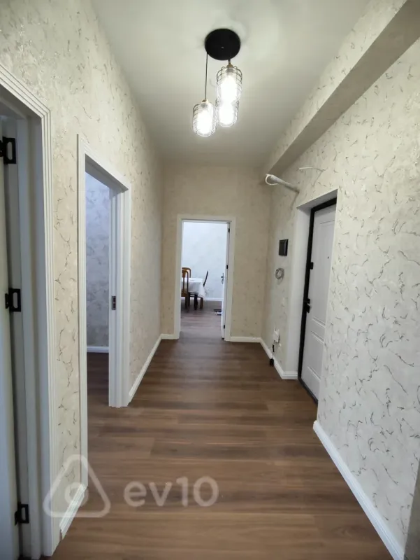 Kirayə verilir 3 otaqlı yeni tikili 88 m²