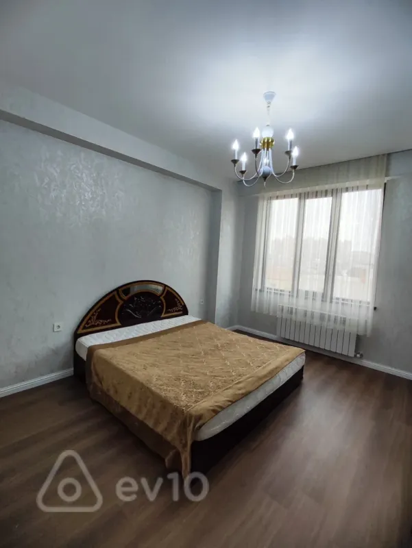 Kirayə verilir 3 otaqlı yeni tikili 88 m²