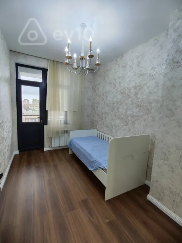 Kirayə verilir 3 otaqlı yeni tikili 88 m²