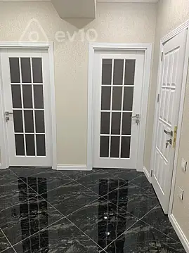 Kirayə verilir 2 otaqlı yeni tikili 65 m²