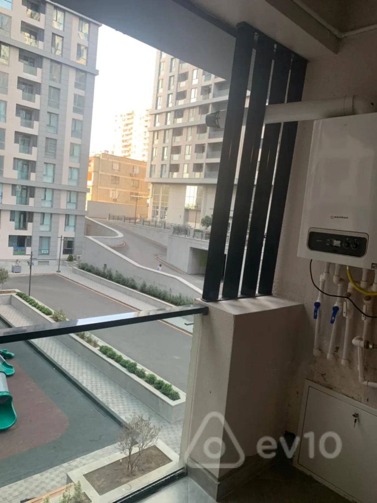 Kirayə verilir 2 otaqlı yeni tikili 65 m²