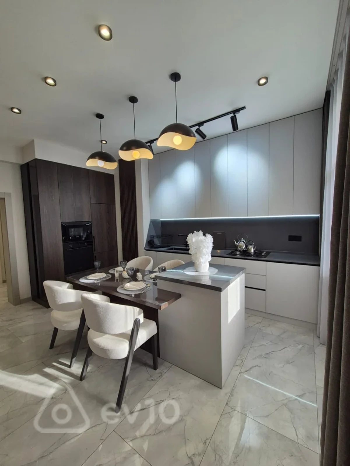 Kirayə verilir 3 otaqlı yeni tikili 100 m²