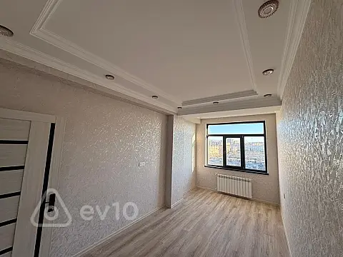 Kirayə verilir 2 otaqlı yeni tikili 74 m²
