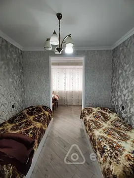 Satılır 3 otaqlı köhnə tikili 77 m²