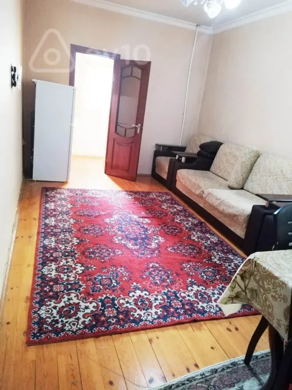 Satılır 2 otaqlı köhnə tikili 47 m²