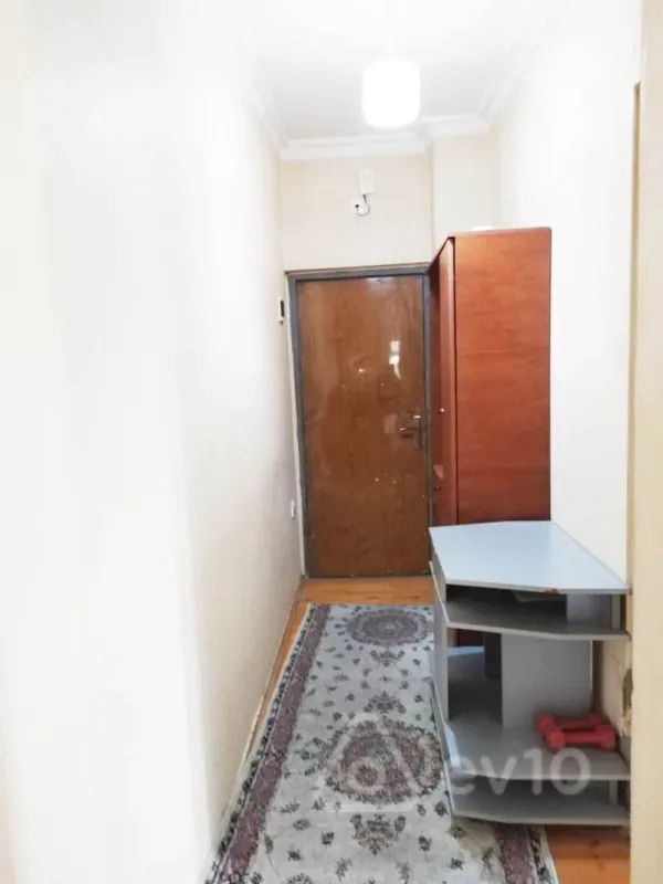 Satılır 2 otaqlı köhnə tikili 47 m²
