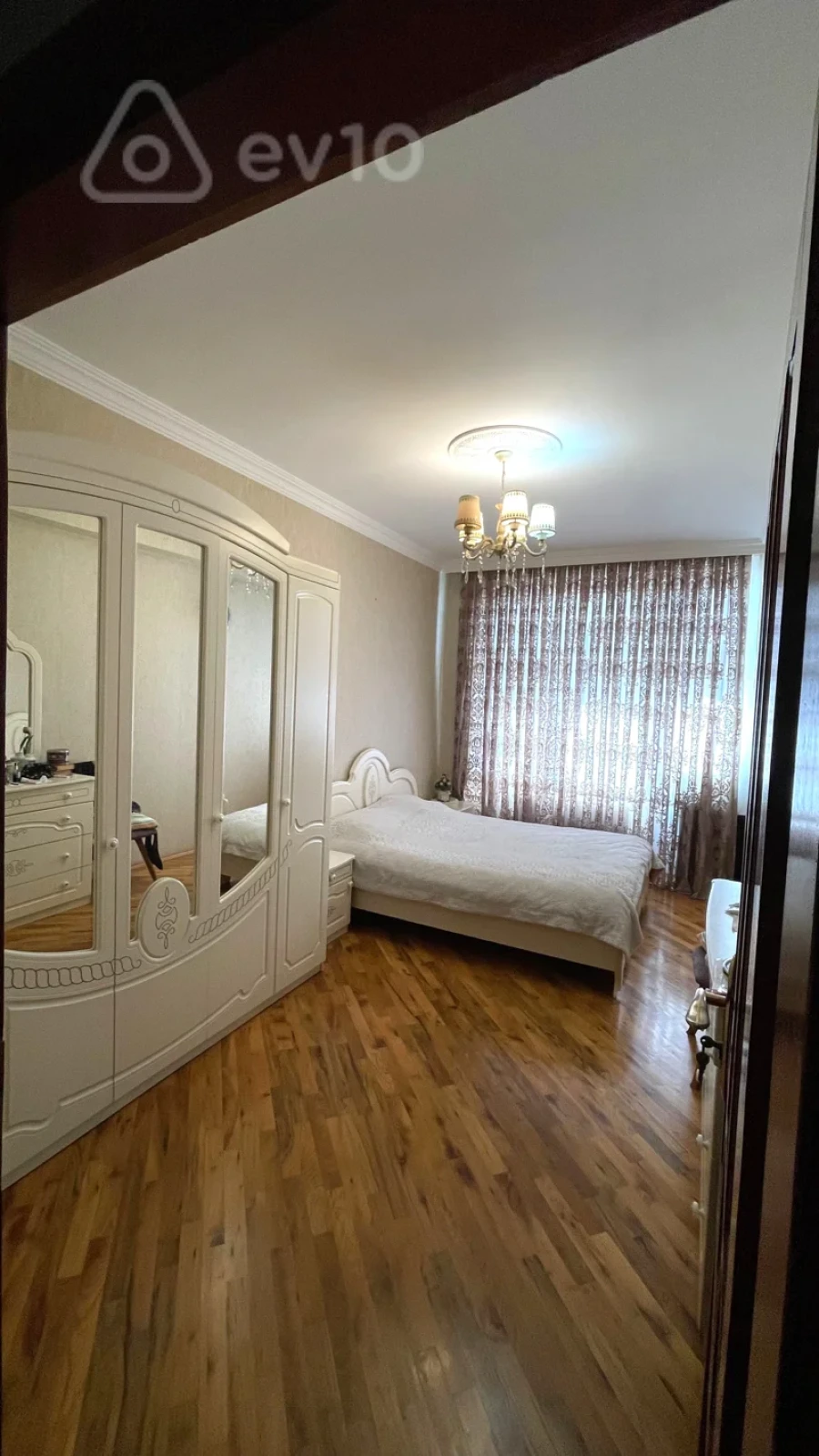 Satılır 3 otaqlı yeni tikili 117 m²