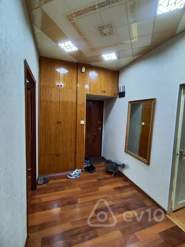 Satılır 3 otaqlı köhnə tikili 88 m²