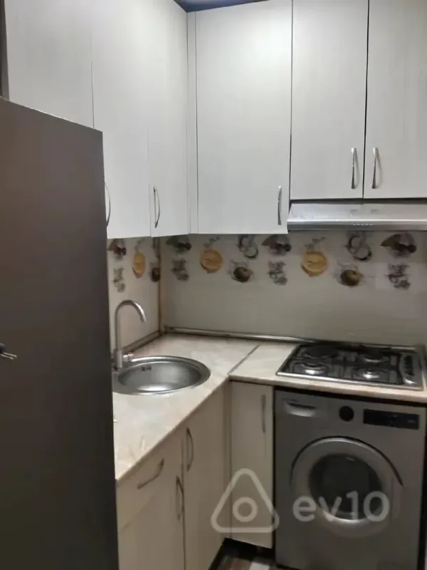 Kirayə verilir 1 otaqlı yeni tikili 40 m²