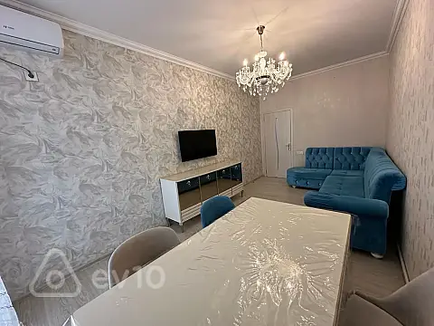 Kirayə verilir 2 otaqlı yeni tikili 70 m²
