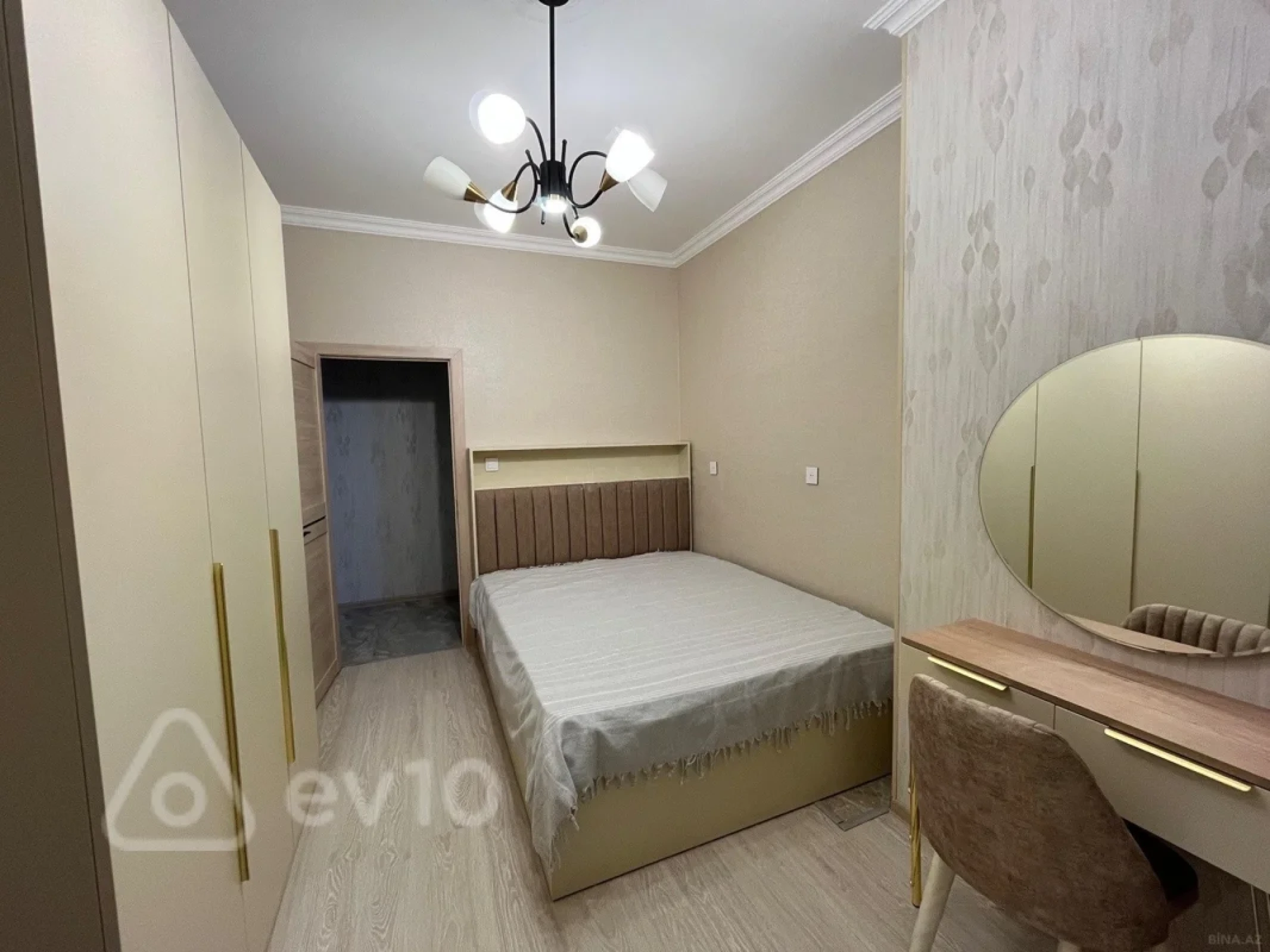 Kirayə verilir 2 otaqlı yeni tikili 60 m²