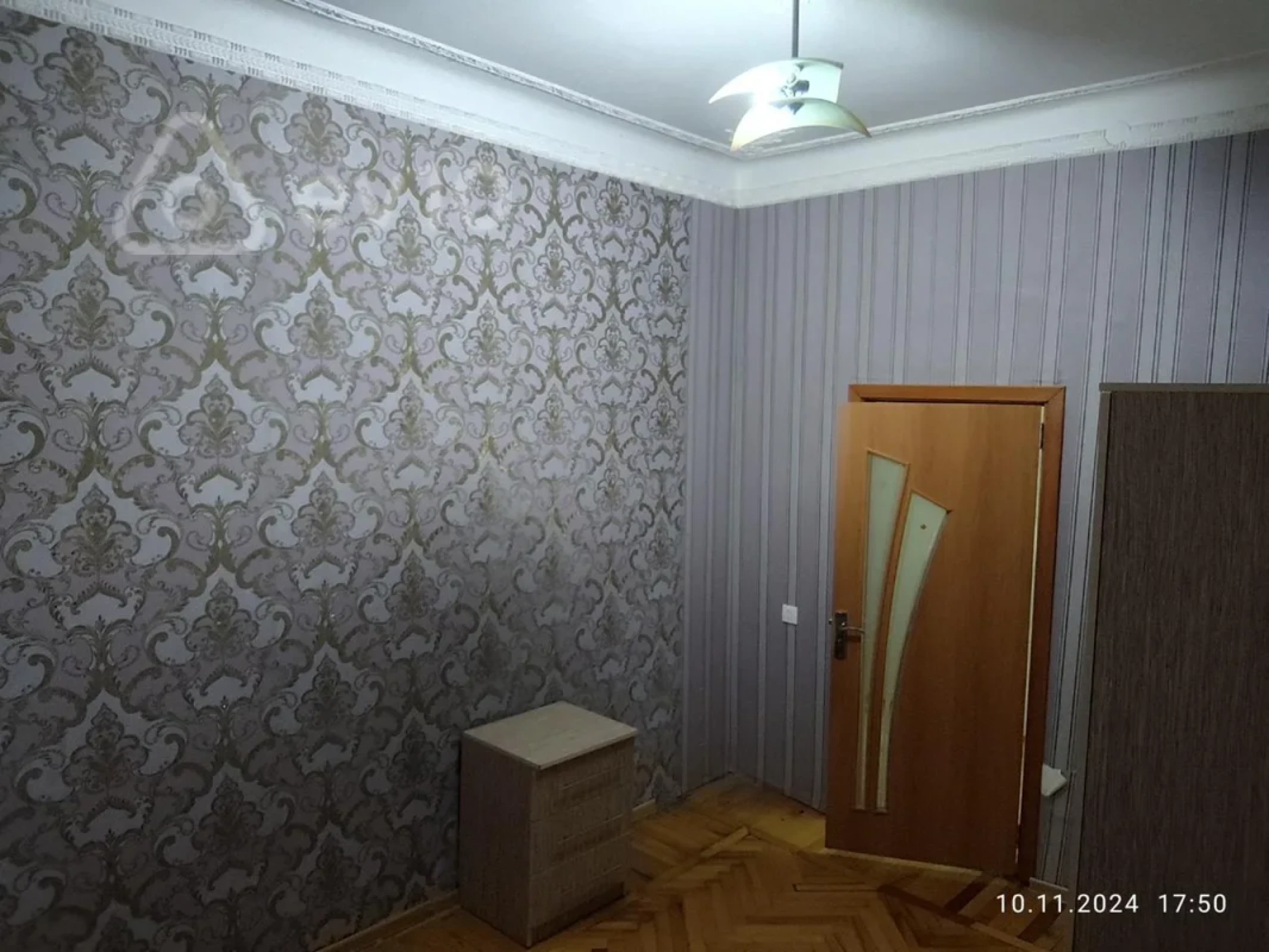 Kirayə verilir 2 otaqlı köhnə tikili 55 m²