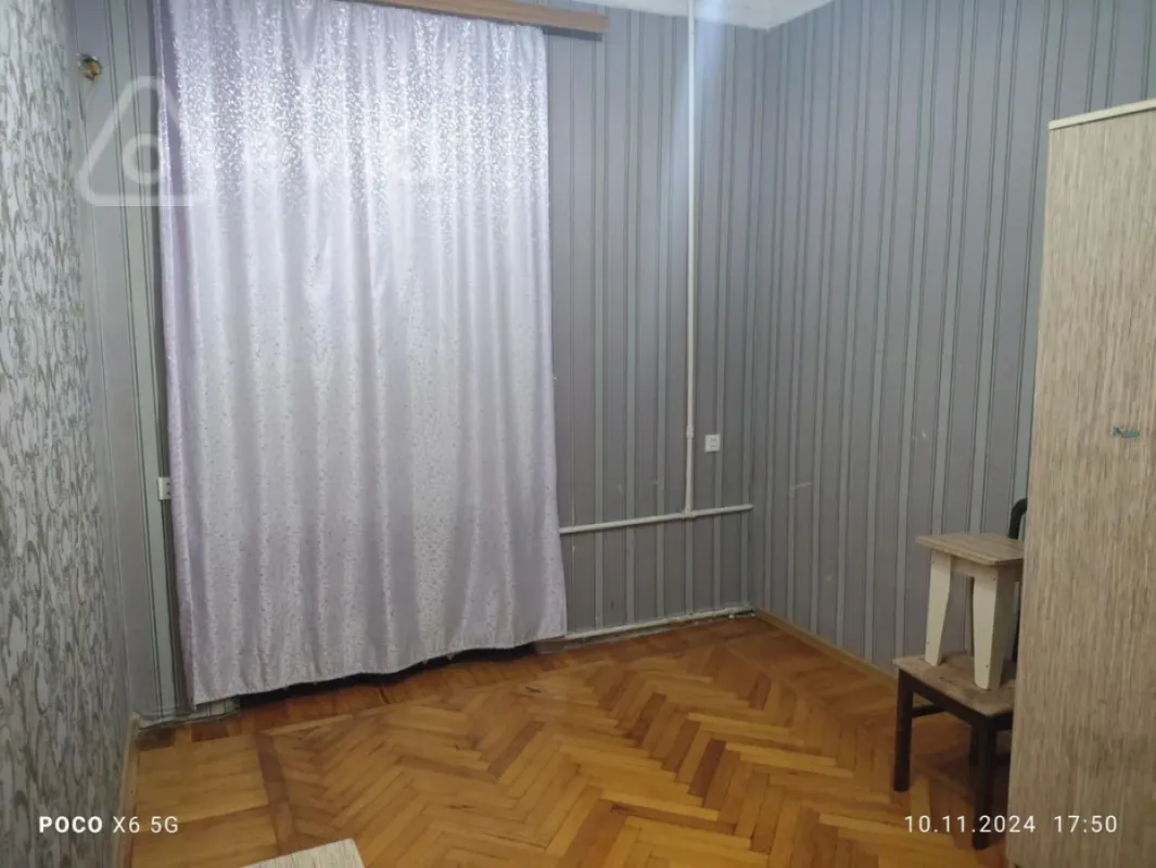 Kirayə verilir 2 otaqlı köhnə tikili 55 m²