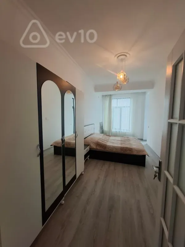 Kirayə verilir 3 otaqlı yeni tikili 105 m²