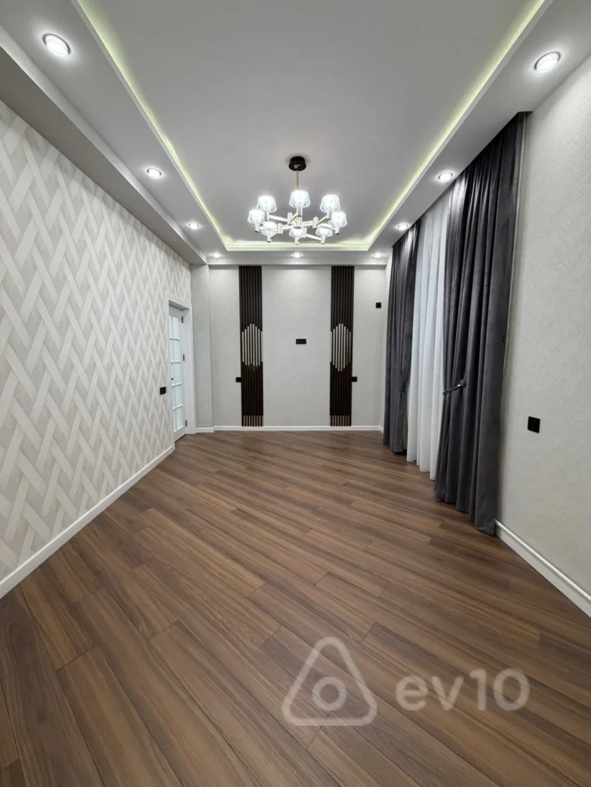 Satılır 2 otaqlı yeni tikili 55 m²