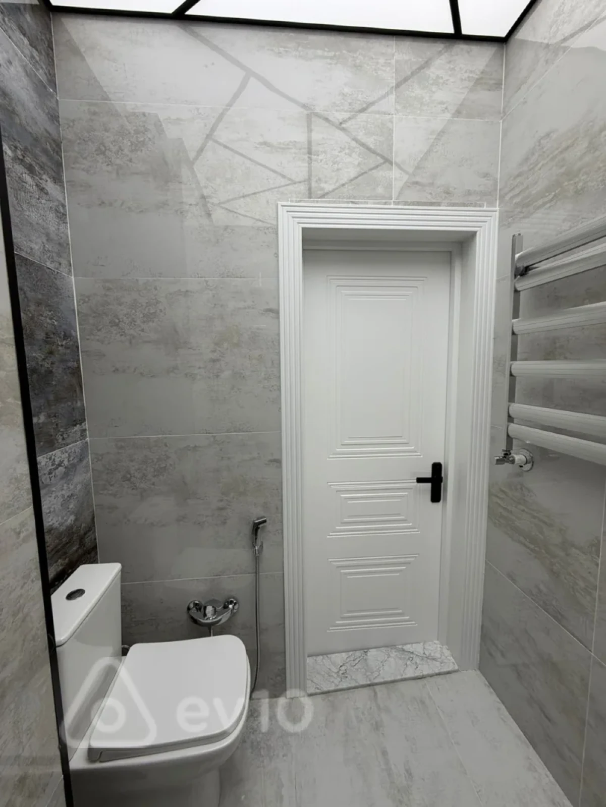 Satılır 2 otaqlı yeni tikili 55 m²