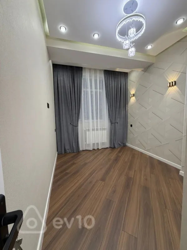 Satılır 2 otaqlı yeni tikili 55 m²