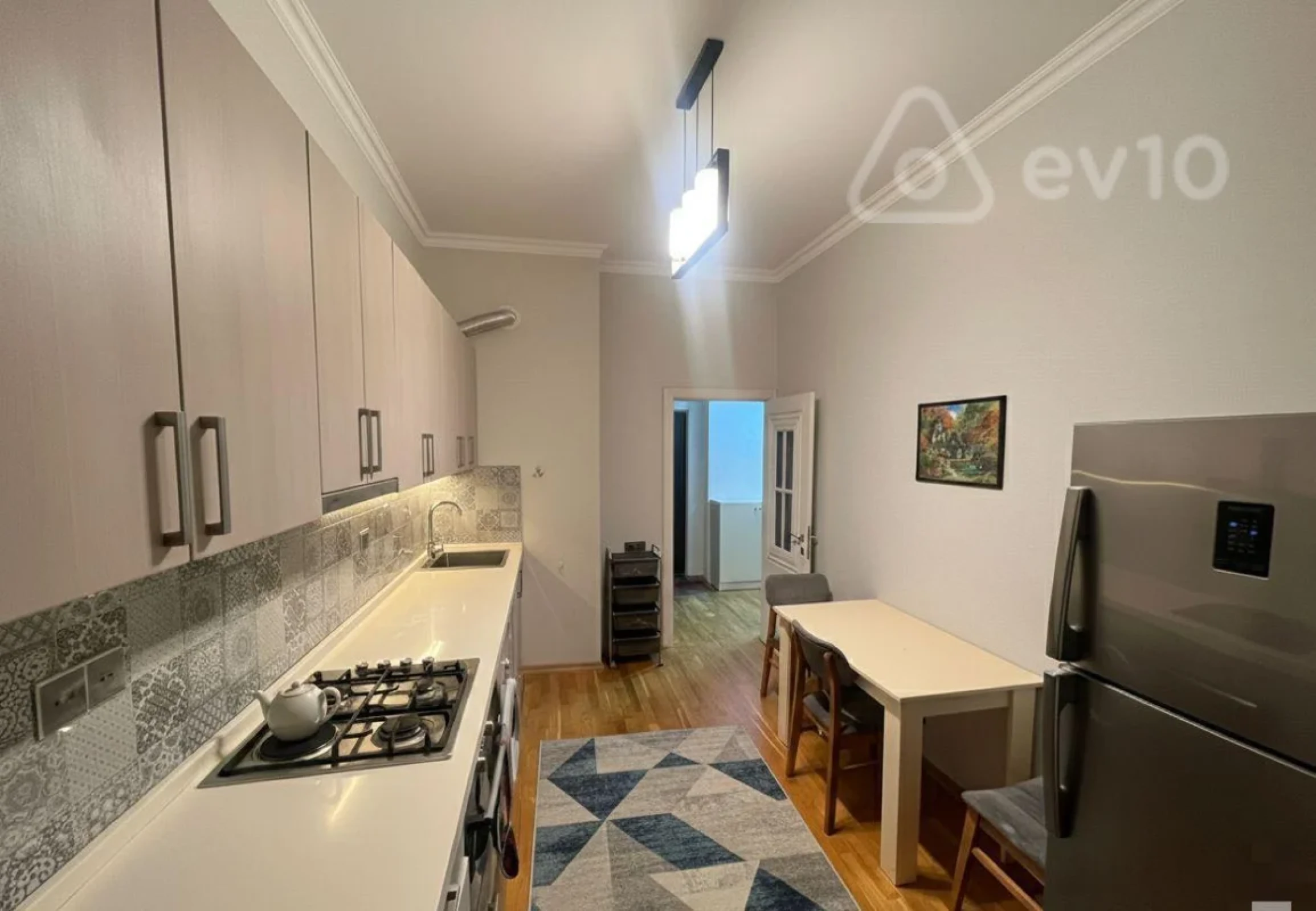 Kirayə verilir 2 otaqlı yeni tikili 70 m²