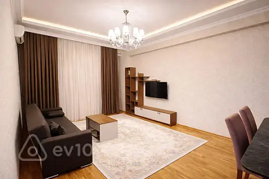 Kirayə verilir 2 otaqlı yeni tikili 70 m²