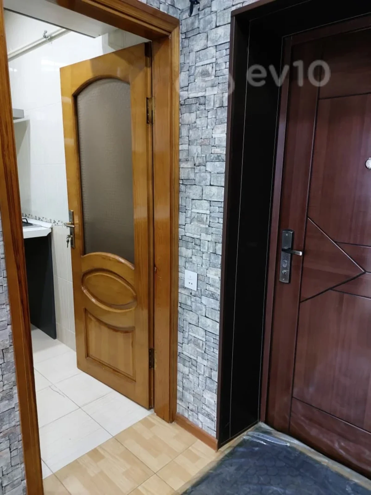 Kirayə verilir 3 otaqlı yeni tikili 60 m²